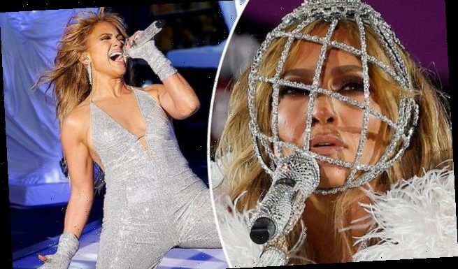 Dick Clark's New Year's Rockin' Eve: Jennifer Lopez arrives for event