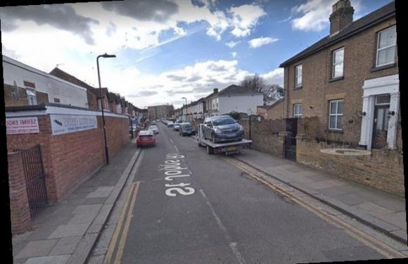 Mass brawl involving 40 people wielding SWORDS and bottles erupts in street