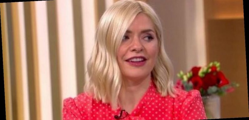 Holly Willoughby red-faced on This Morning as she makes saucy ‘five ways’ remark