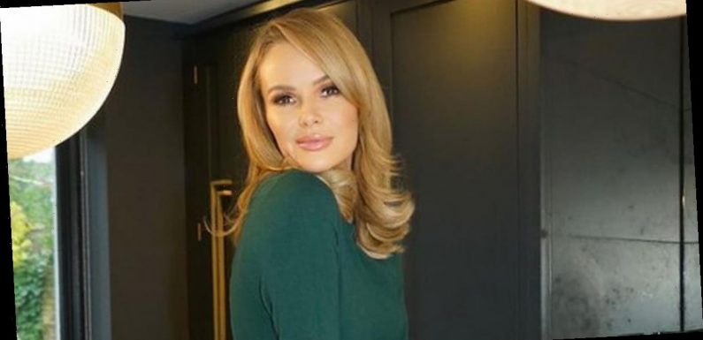 Amanda Holden floors fans with sweet snap as she poses with lookalike daughters