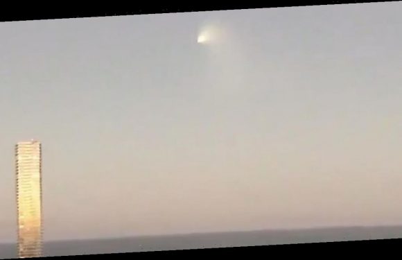 Hundreds captivated by strange ‘UFO’ which turned out to be navy missile test