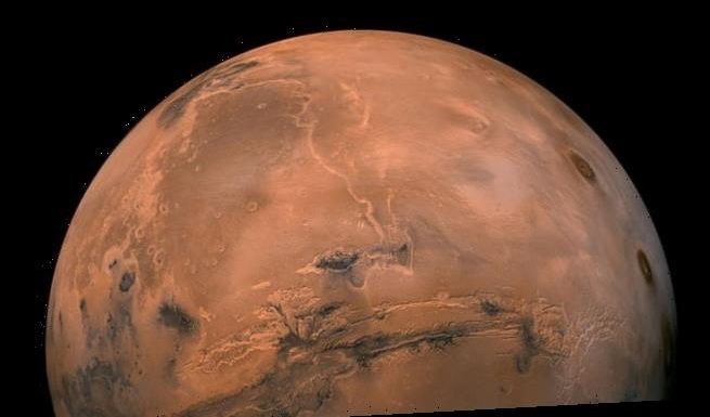 China and US lead the race for Mars – with missions to land this month