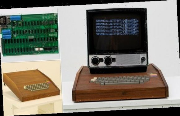 Rare Apple-1 computer set to sell for £1.1 MILLION on eBay