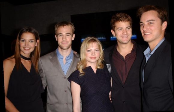 'Dawson's Creek': When Do Pacey and Joey Kiss? It's Much Earlier Than Fans Think