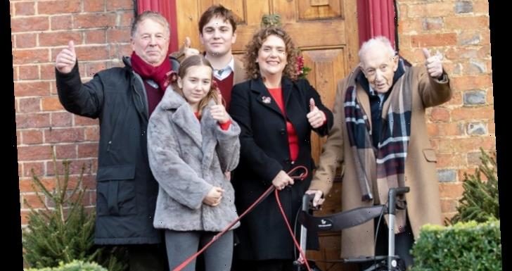 Captain Sir Tom Moore’s final picture – Family share last photo of 100-year-old as he dies with Covid