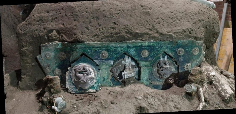 Archaeologists found the 'Lamborghini' of chariots preserved near Pompeii