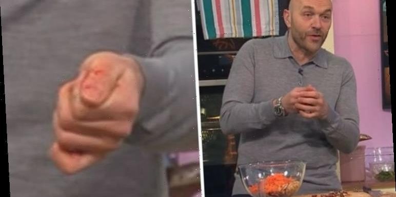 ‘Carrot and blood’ Sunday Brunch fans grossed out as Simon Rimmer cuts thumb while cooking