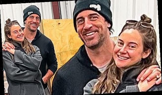 Shailene Woodley and Aaron Rodgers are seen packing on the PDA