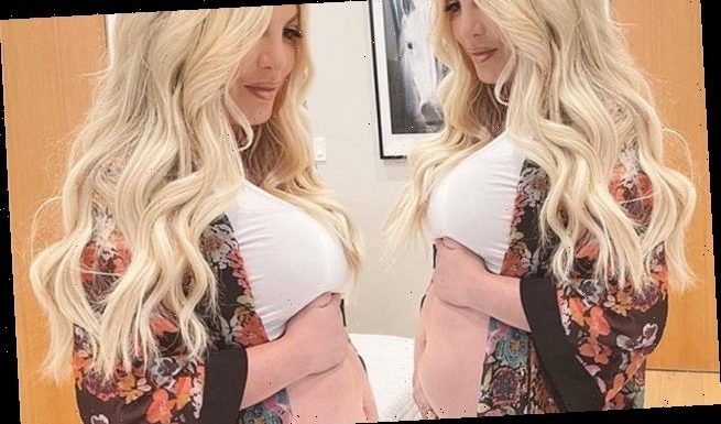 Tori Spelling is NOT pregnant and defends April Fools Day snap