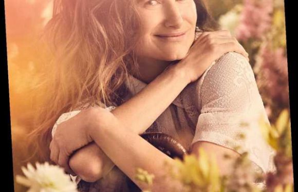 Kathryn Hahn on Embracing Her Makeup-Free Self for PEOPLE's Beautiful Issue: 'I Am Who I Am'