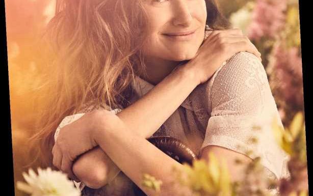 Kathryn Hahn on Embracing Her Makeup-Free Self for PEOPLE's Beautiful Issue: 'I Am Who I Am'