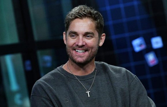 Country Music Star Brett Young Was Offered Contracts From a Pair of MLB Teams Before an Elbow Injury Ended His Baseball Dreams