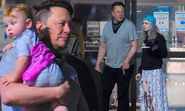 Elon Musk arrives in NYC with Grimes and baby X Æ A-XII ahead of SNL