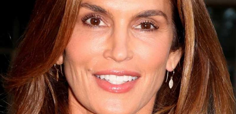 Here’s How Much Cindy Crawford Is Really Worth