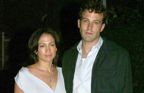 Ben Affleck's OG "Bennifer" Outfits Are a Total 2000s Vibe