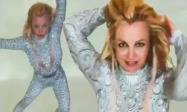 Britney Spears Wows As She Shows Off Her Dance Moves In Skintight Suit 2015