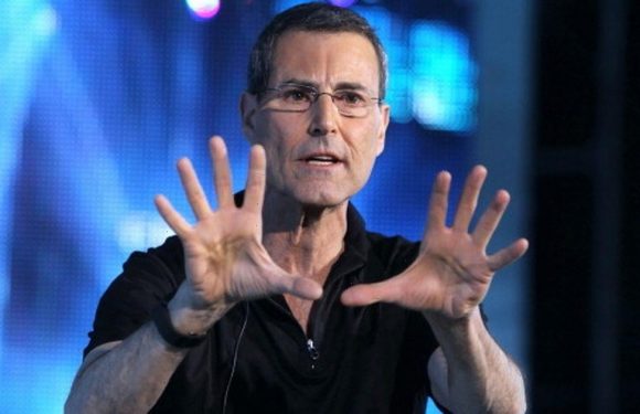 Earth has been in contact with aliens for 50 years, spoon bender Uri Geller says