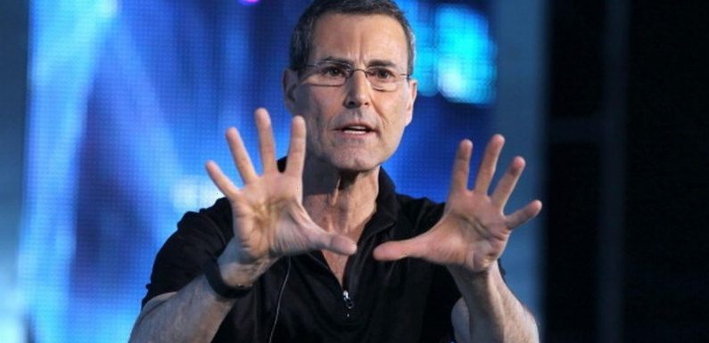 Earth has been in contact with aliens for 50 years, spoon bender Uri Geller says