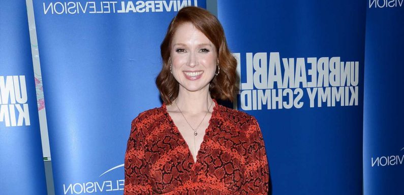 Ellie Kemper addresses controversial pageant past, more news