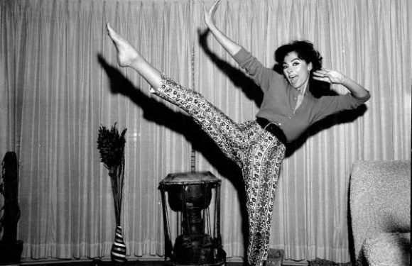 How Rita Moreno Became a Red Carpet Fashion Star