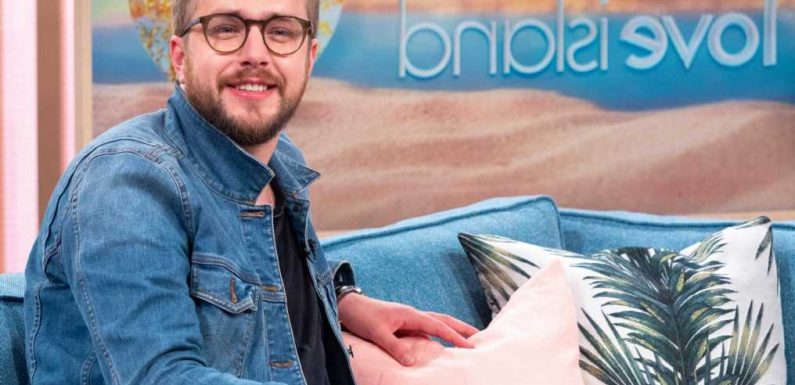 Love Island's Iain Stirling drops HUGE hint show is already filming in Majorca as he counts down to start date