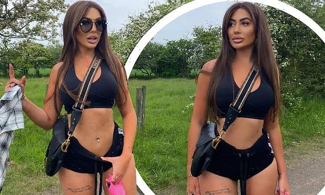 Newly-single Chloe Ferry displays her toned frame in crop-top