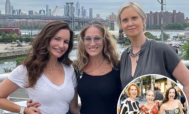 Sarah Jessica Parker posts new snap with her Sex and the City costars