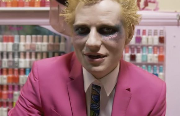 See Ed Sheeran as a Glam Vampire in 'Bad Habits' Video