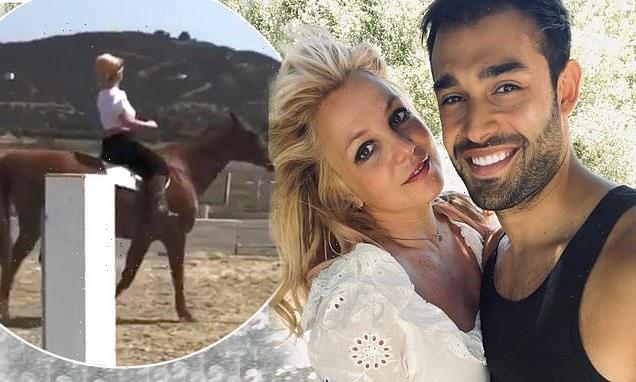 Britney Spears' boyfriend Sam Asghari shares message of support