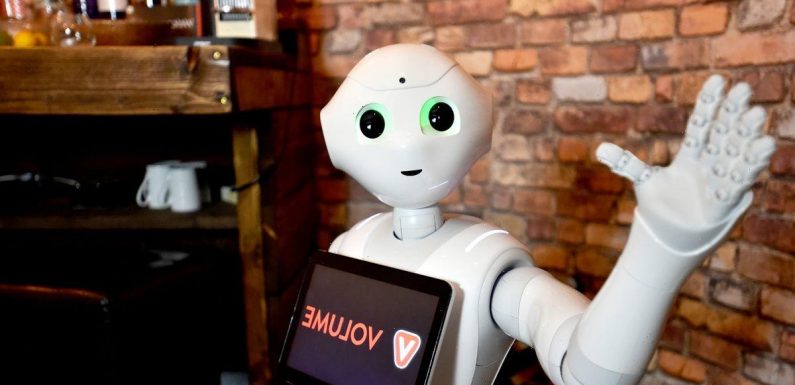 Cutting edge robot who can ‘read emotions’ keeps getting fired from jobs