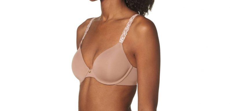 Nordstrom Reviewers Can’t Stop Buying This 40%-Off T-Shirt Bra