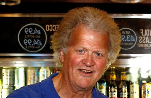 Wetherspoons’ secrets – from little-known dress code to Tim Martin’s music ban