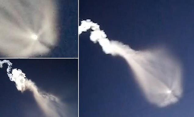 Jellyfish-like cloud is seen hurtling through the sky over Russia
