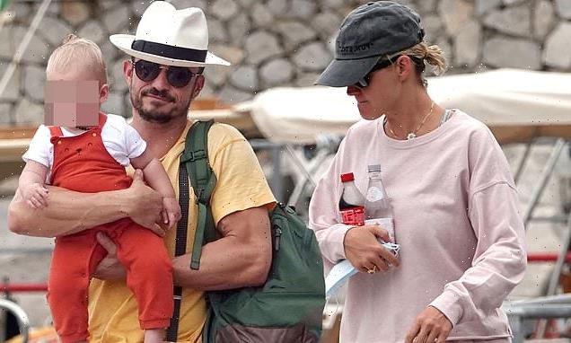 Orlando Bloom and Katy Perry board boat with daughter Daisy Dove
