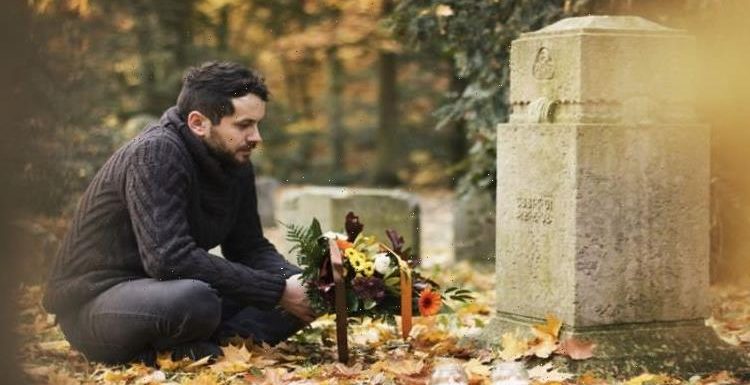 Unbelievable story of how a man fell in love at a graveyard