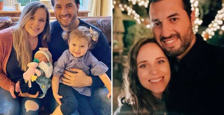 Duggar fans claim Jinger & husband Jeremy Vuolo are 'never home with their kids' & always on 'date night'