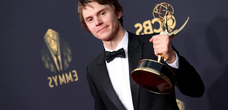 Evan Peters Screams Kate Winslet's Name During Emmy Award Acceptance Speech