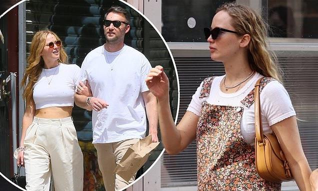 Jennifer Lawrence is pregnant! Actress is expecting her first child