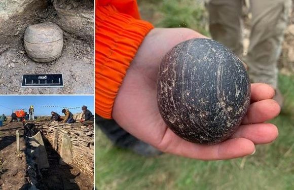Polished stone balls some 4,000 years old discovered in Orkney tomb