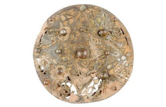 Somerset detectorist unearths ‘very rare’ Early Medieval brooch dating back 1,200 years