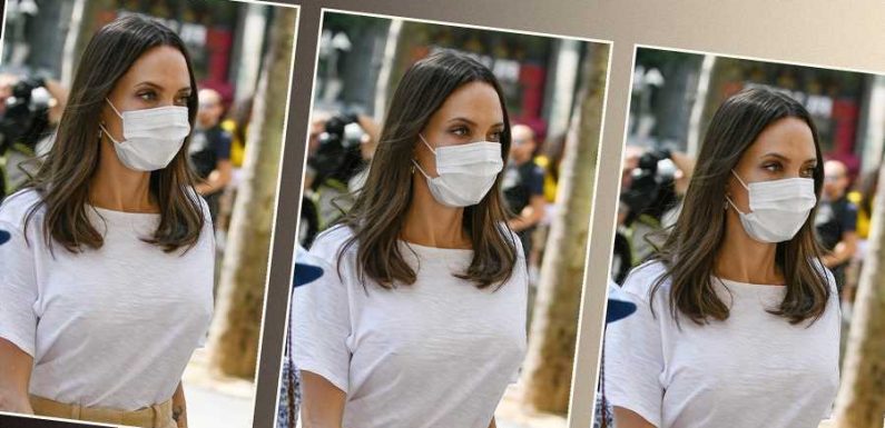 The $1.20 Face Masks Angelina Jolie and Sarah Jessica Parker Love Are Finally Restocked
