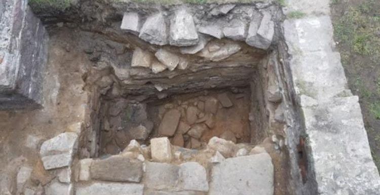 World War 2 bunker found by archaeologists inside ruins of Channel Island Roman fort