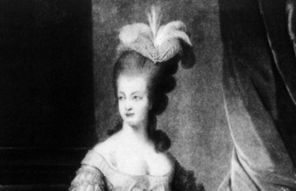 Marie Antoinette’s Letters to Her Dear Swedish Count, Now Uncensored
