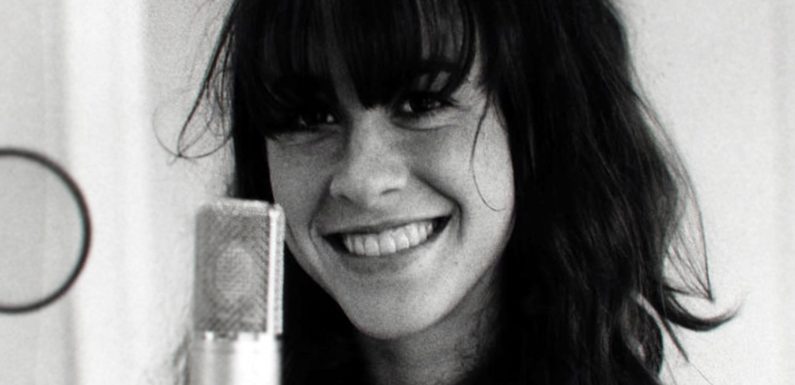 12 Things You Oughta Know About Alanis Morissette After Watching 'Jagged'