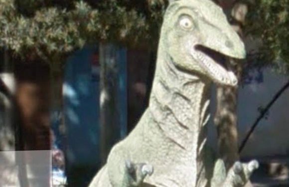 Google Maps user stunned to discover huge ‘dinosaur pay phone’ in city centre