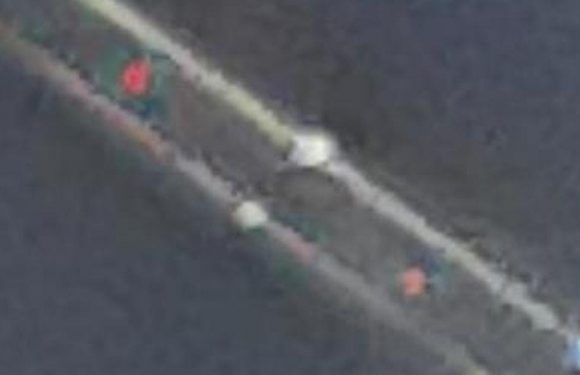 Brothers spot tube-shaped UFO that eerily resembles spooky 16th century painting