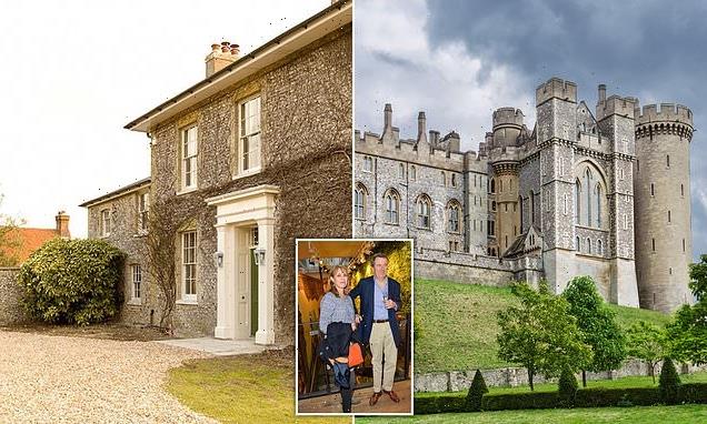 My marriage is over, admits Duke of Norfolk as he quits castle