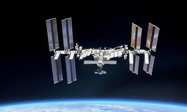 NASA's ISS forced to SWERVE to avoid collision with space debris