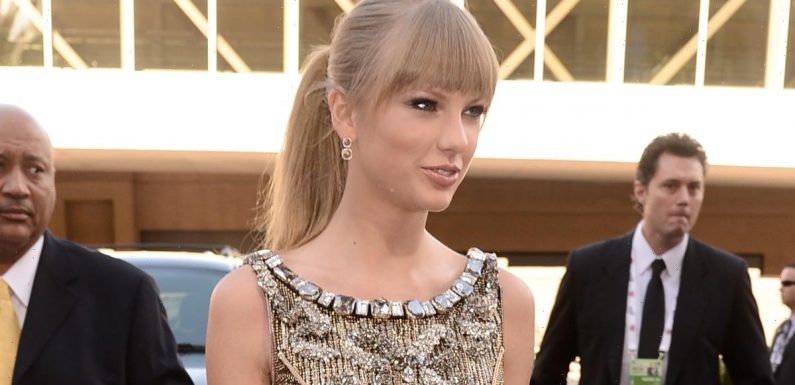 There Is an Invisible String Leading Me to Taylor Swift's Golden Birthday Dress
