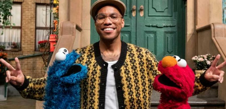 Anderson .Paak and Elmo Celebrate Celebrations With 'H Is for Holiday'
